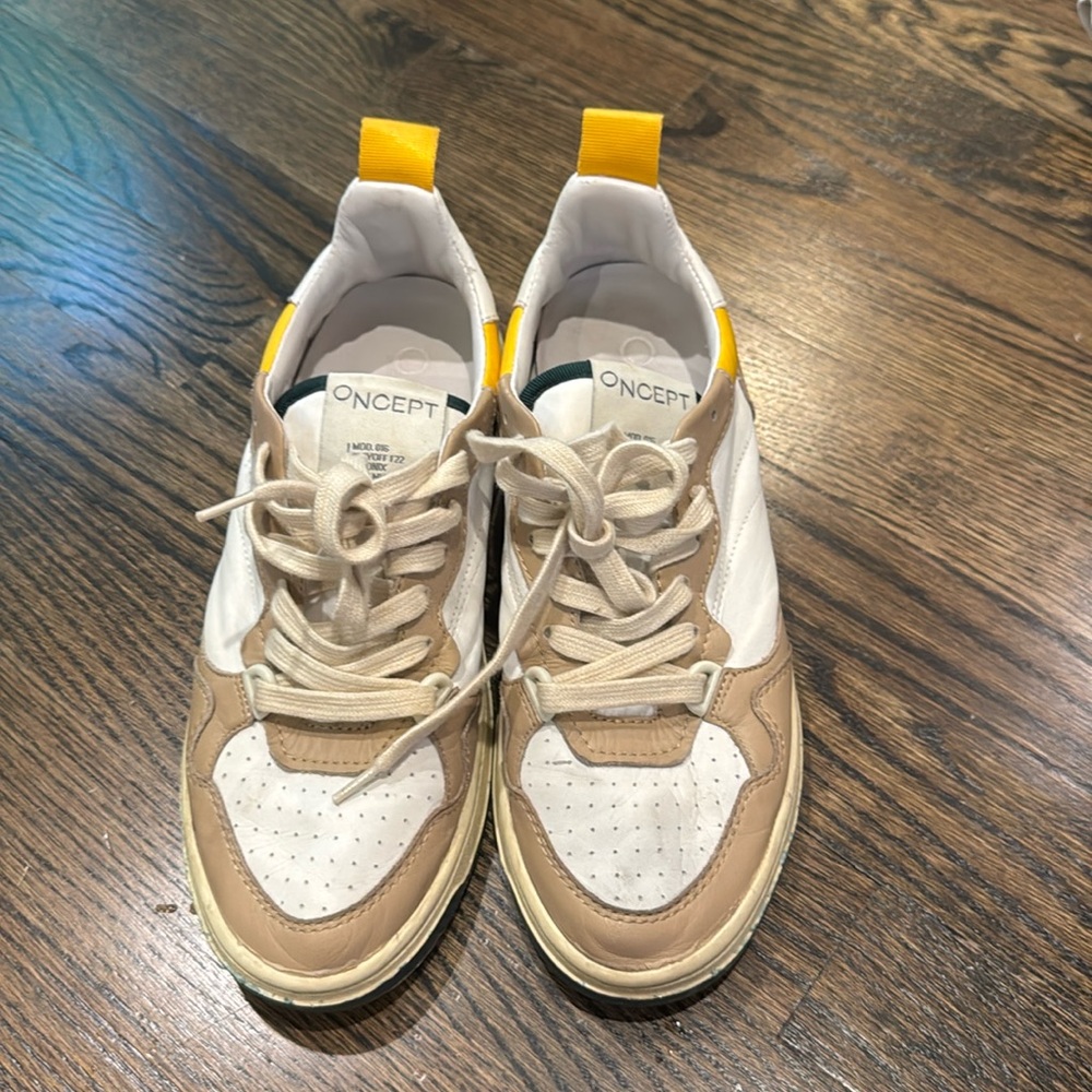 ONCEPT women's phoenix sneaker in oak multi size 8